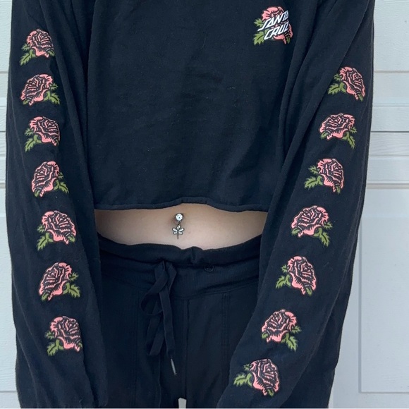 Santa Cruz Cropped Rose Long Sleeve

Size L - Picture 3 of 3